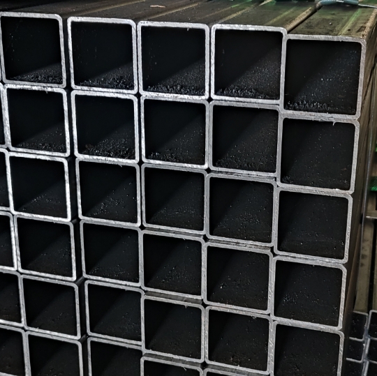 Almacén de Hierros en Sevilla 3 - Tubo Outlet